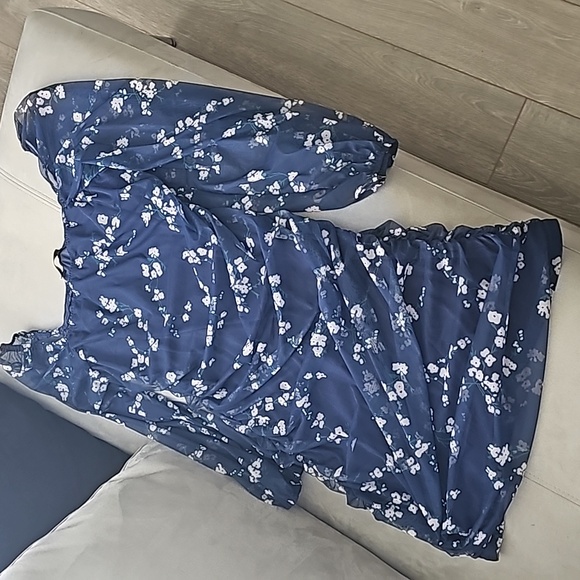 Fashion Navy Blue Floral Ruched Long Sleeve Dress - Picture 2 of 7